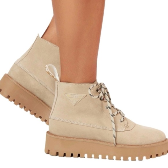 LAST Rocky Nubuck Cream Boots size 38 (US 7.5-8) - Picture 1 of 14